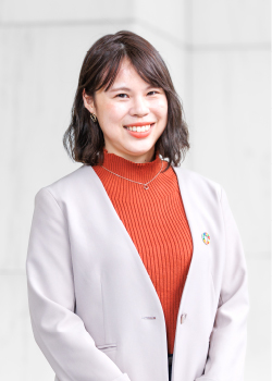 管理本部 財務ユニット 財務管理チーム　金平 麻友子