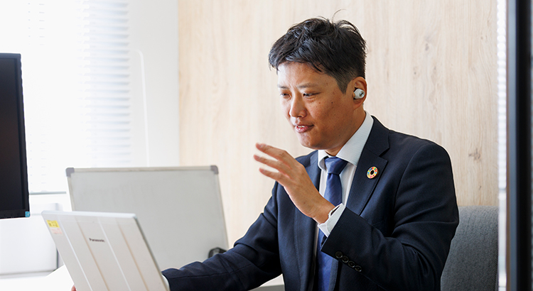 #Q2　現在の仕事とミッションは？　EVを活用した新システムの実用化を目指す